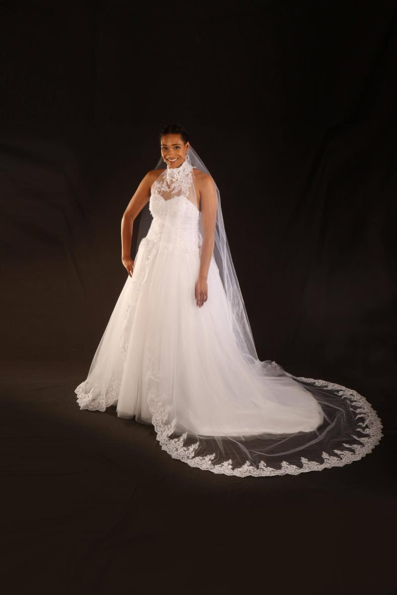 Bridal Veils - EK Designer Gowns